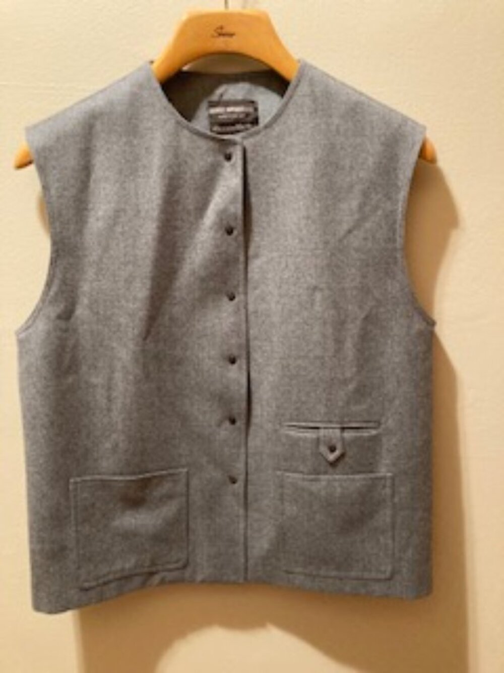 Vintage George Masket LTD. Gray Vest. Size 8, 100% wool